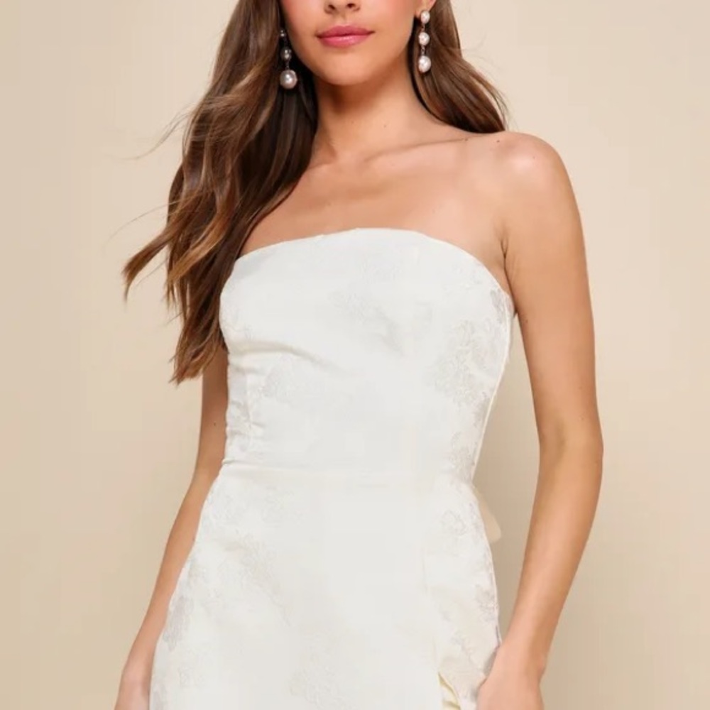 Lulu’s Charming Ideal Ivory Jacquard Organza Strapless Tie-Back Romper